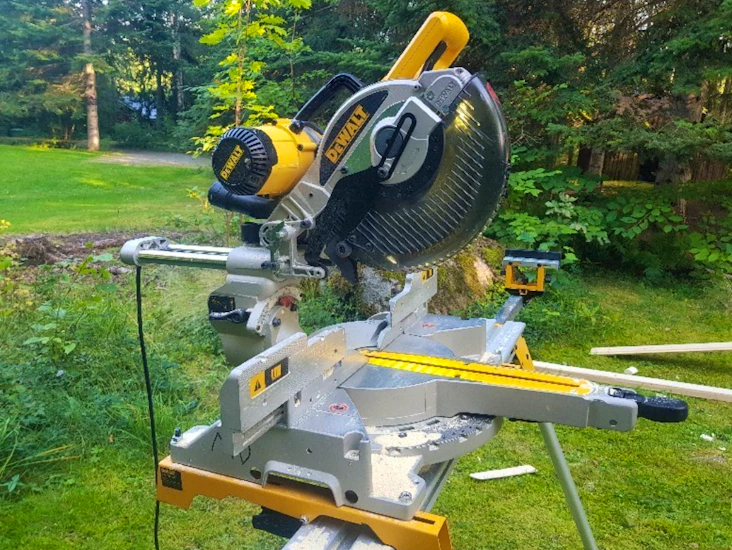 Dewalt proffsmaskin, stor klinga