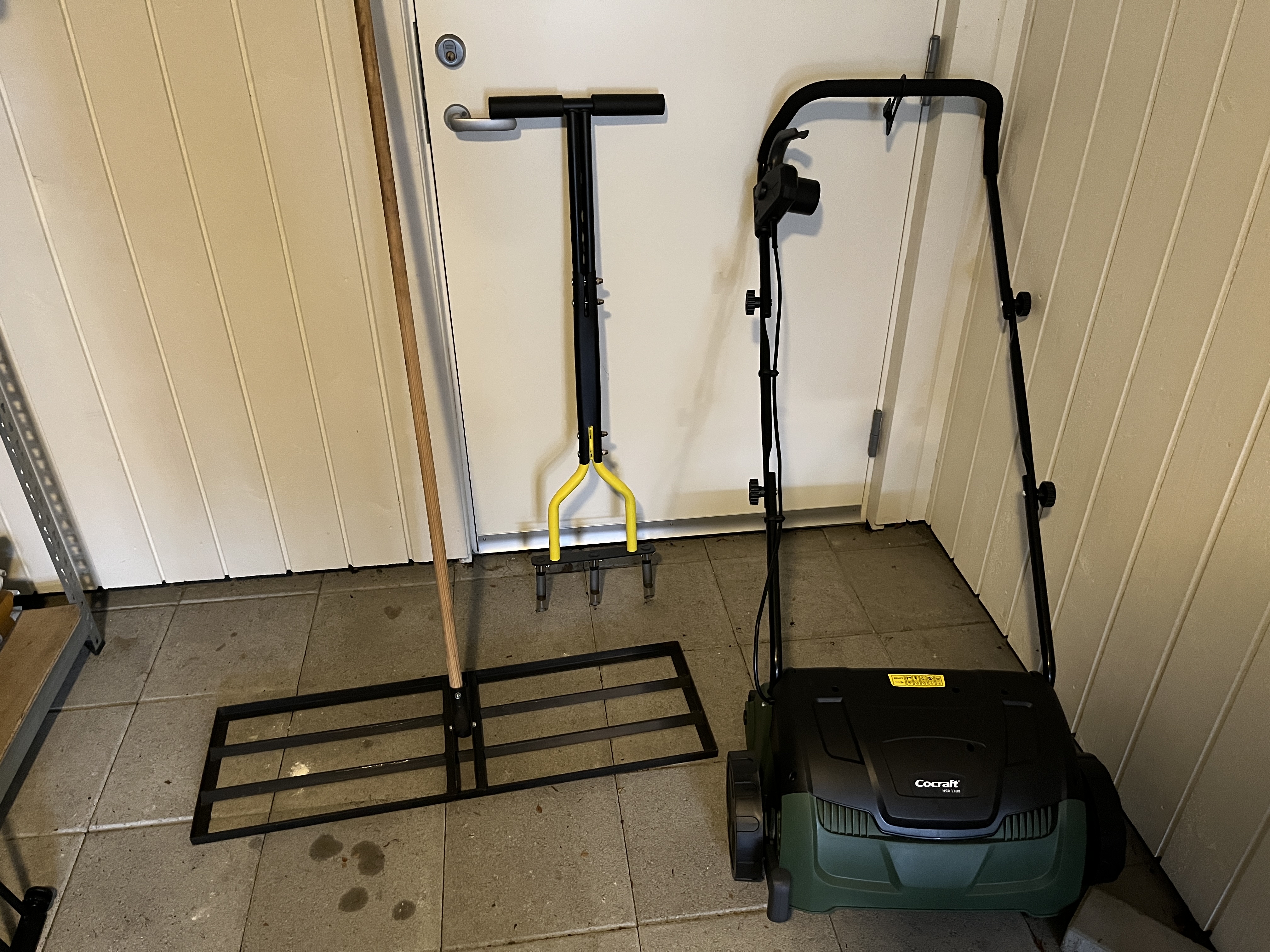 Plenlufter vertikalskjærer mosefjerner