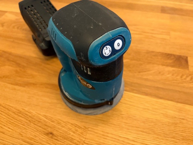 Excenterslip makita dbo180 batteridriven