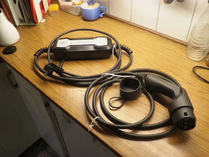 3,6kw laddare med typ2-schuko. 5 meter.