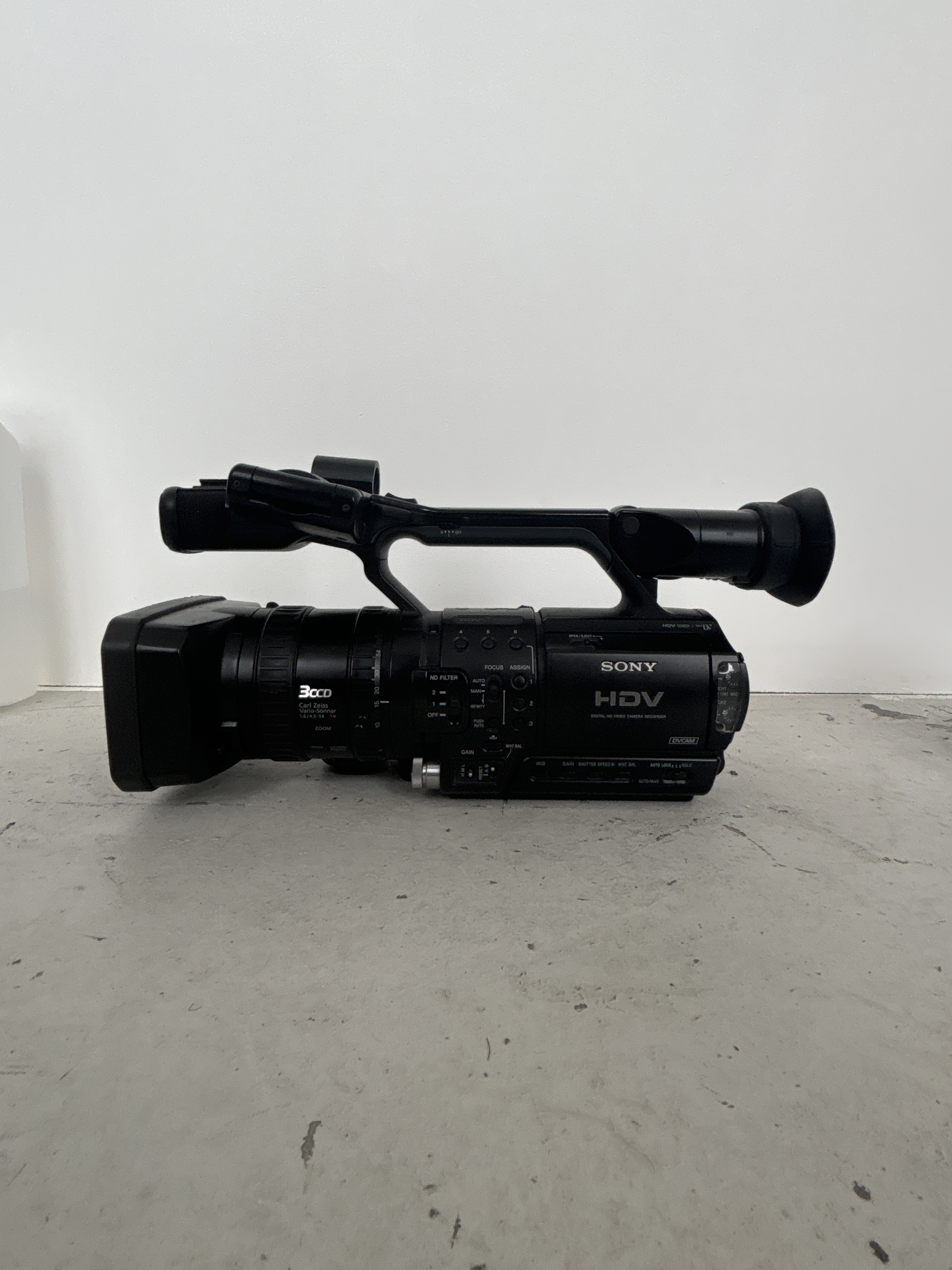 Sony hvr-z1e camcorder 