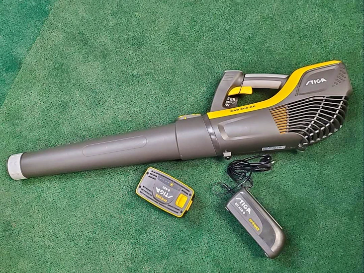 Stiga bl 500e - kraftfull batteridriven lövblås 🍃