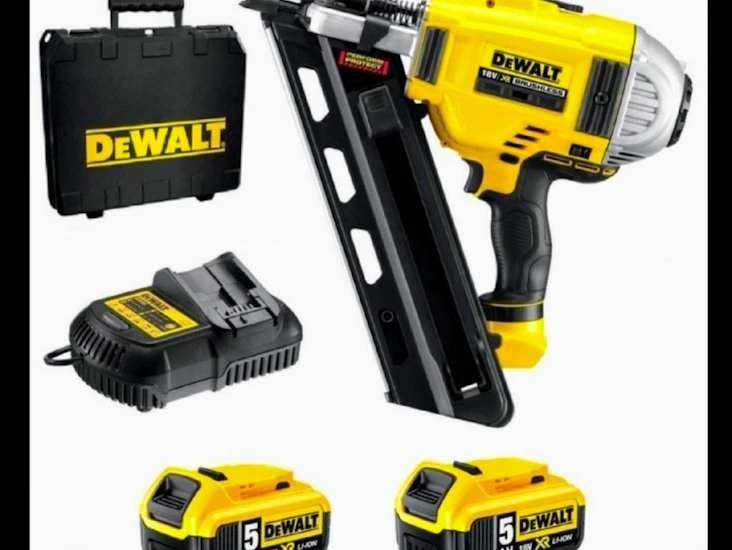 Dewalt dcn 692p2 spikerpistol