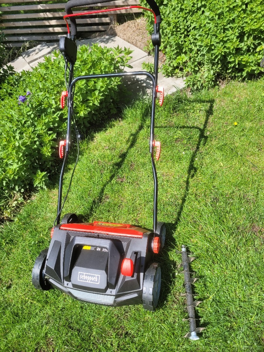 Vertikalskärare 1600w