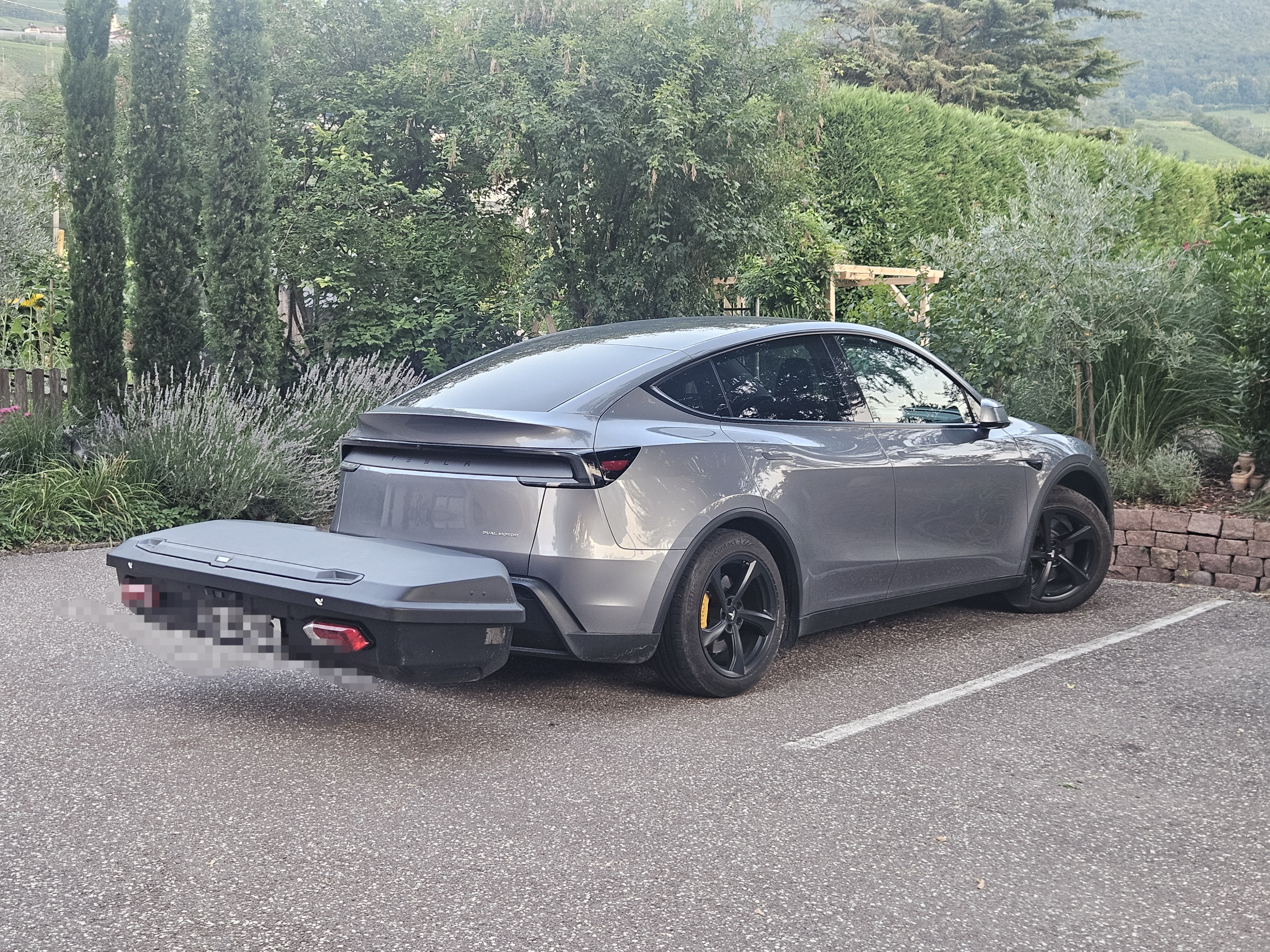Thule arcos xl baggasjeboks til leie.