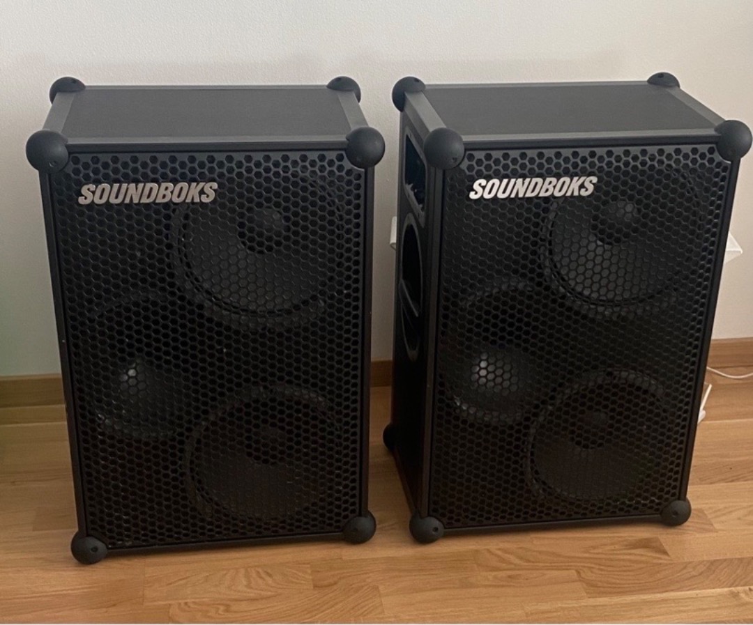 Kraftig högtalare uthyres