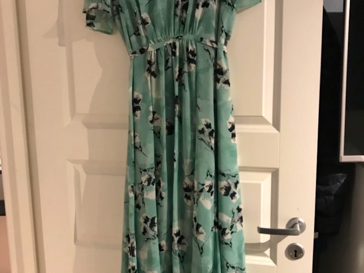 Fin maxikjole fra match