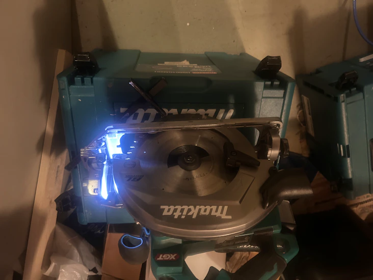 Makita sirkelsag 40v