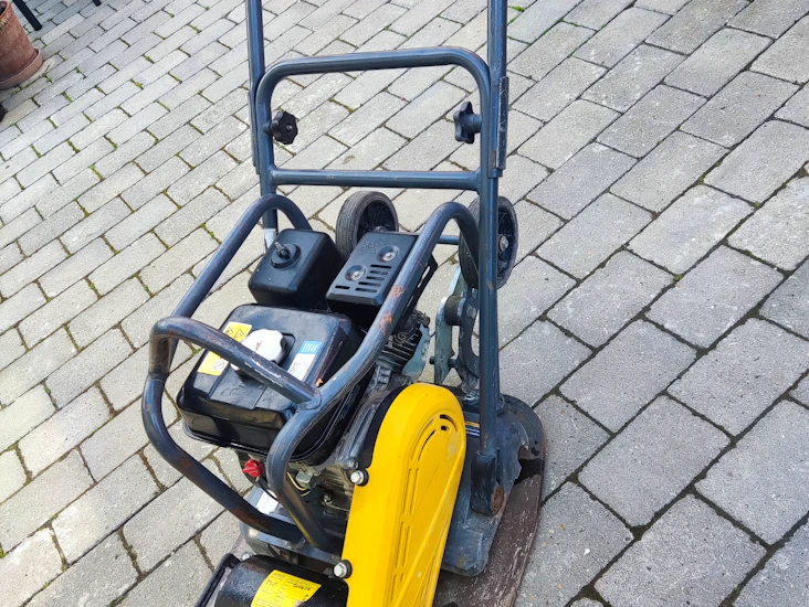 Atlas copco lf100