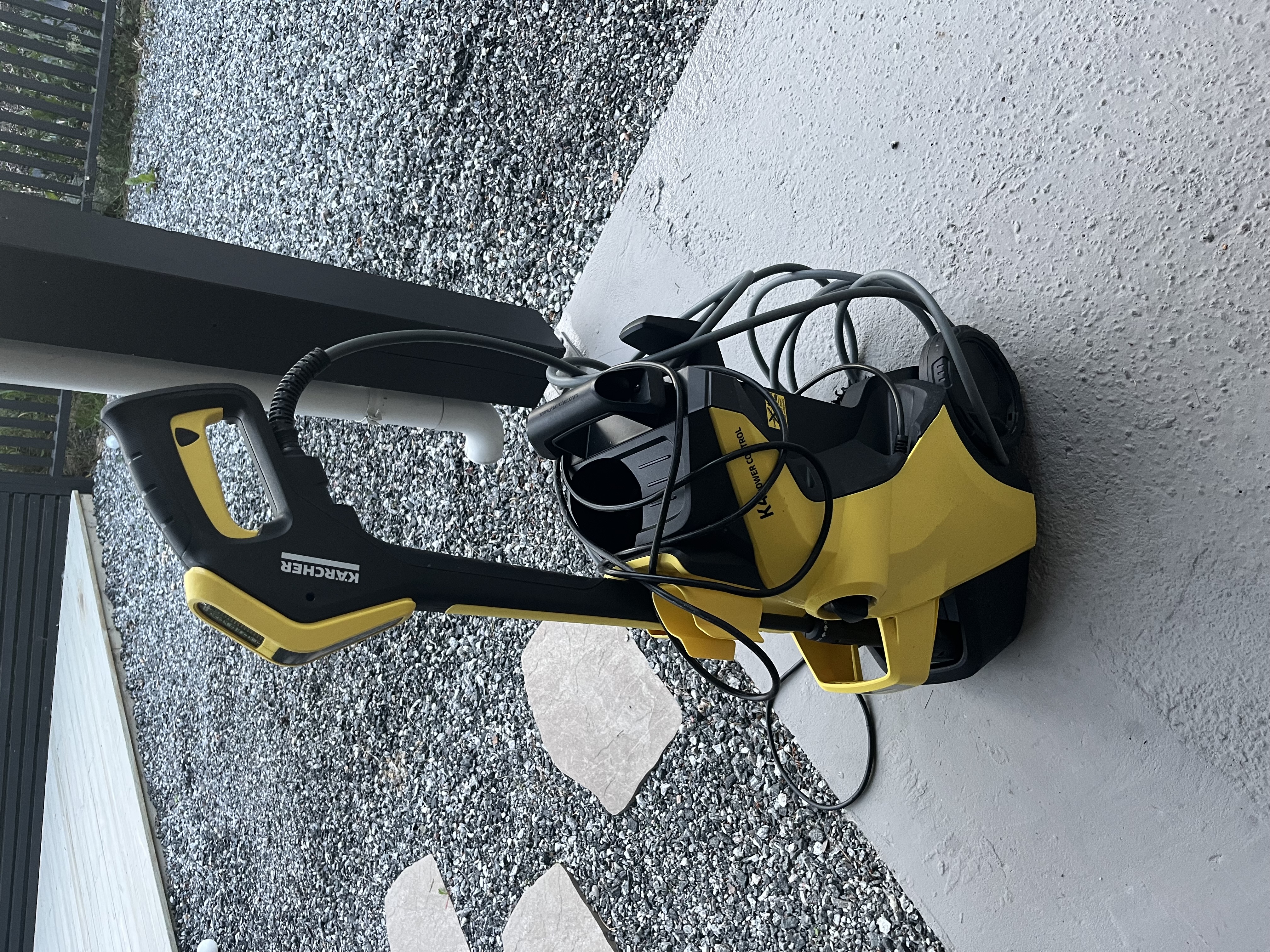 Kärcher k4 power control høytrykkspyler – med terrassevasker