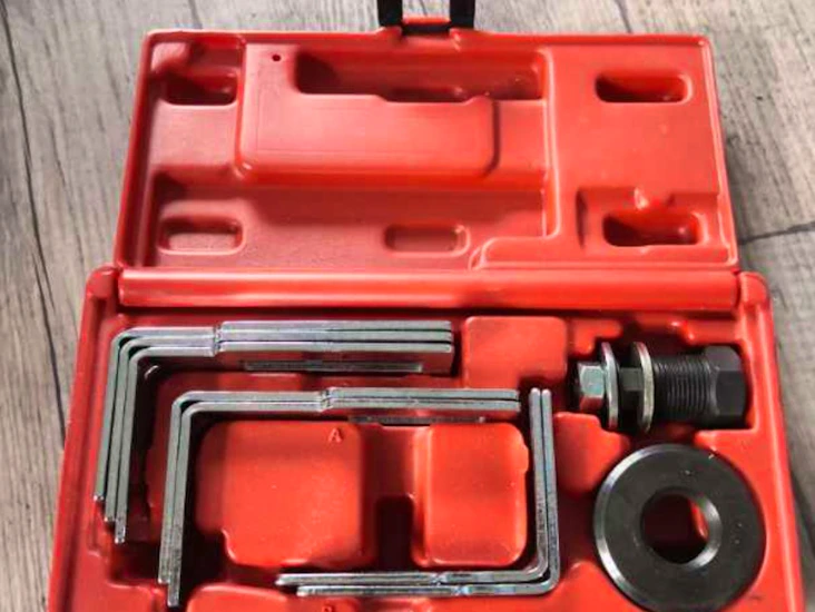 Verktøy for tankarmatur