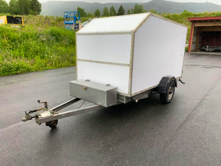 Båthenger leies ut - båt opp til 17 fot