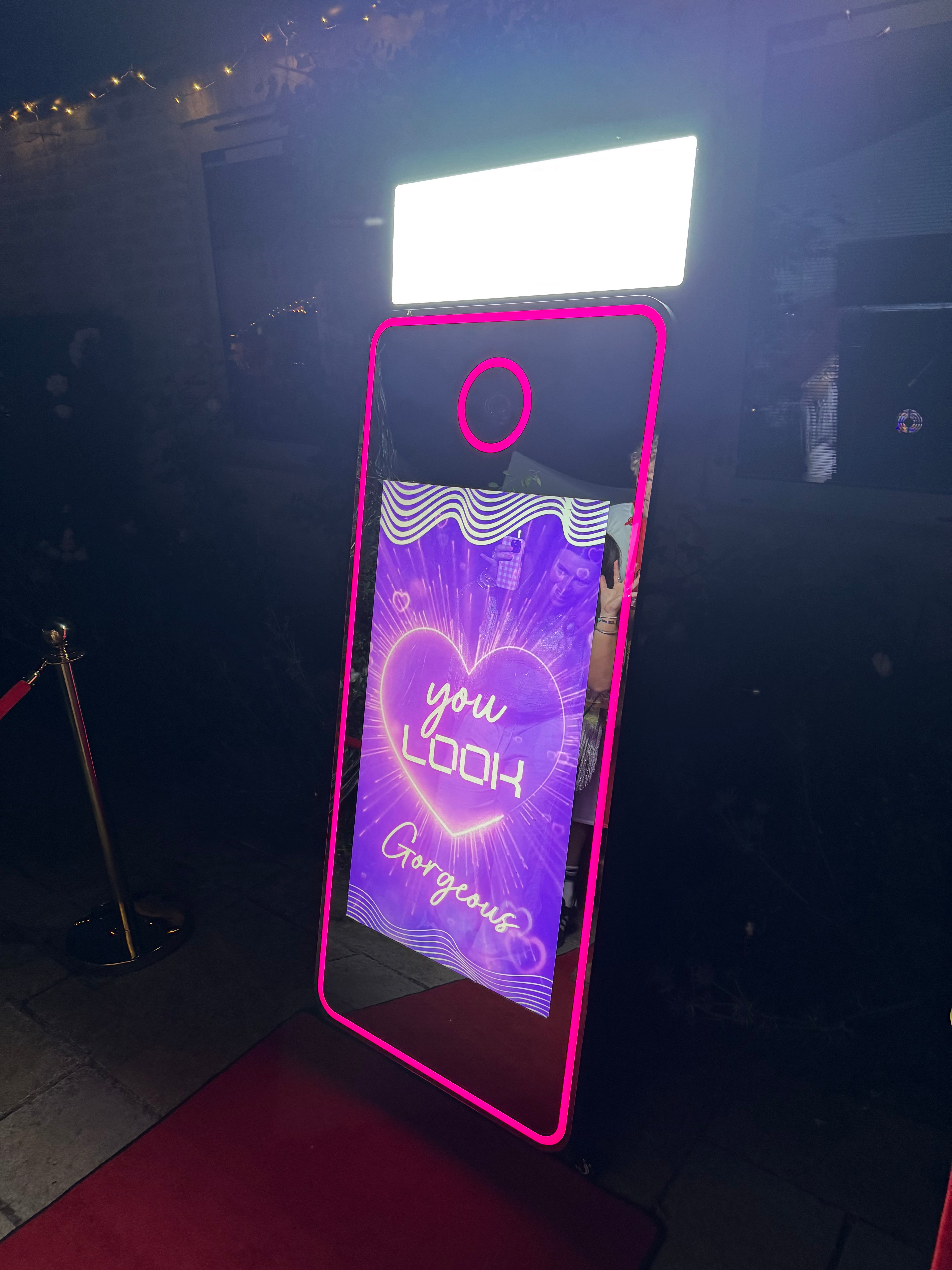 Magic mirror hire, uk wide