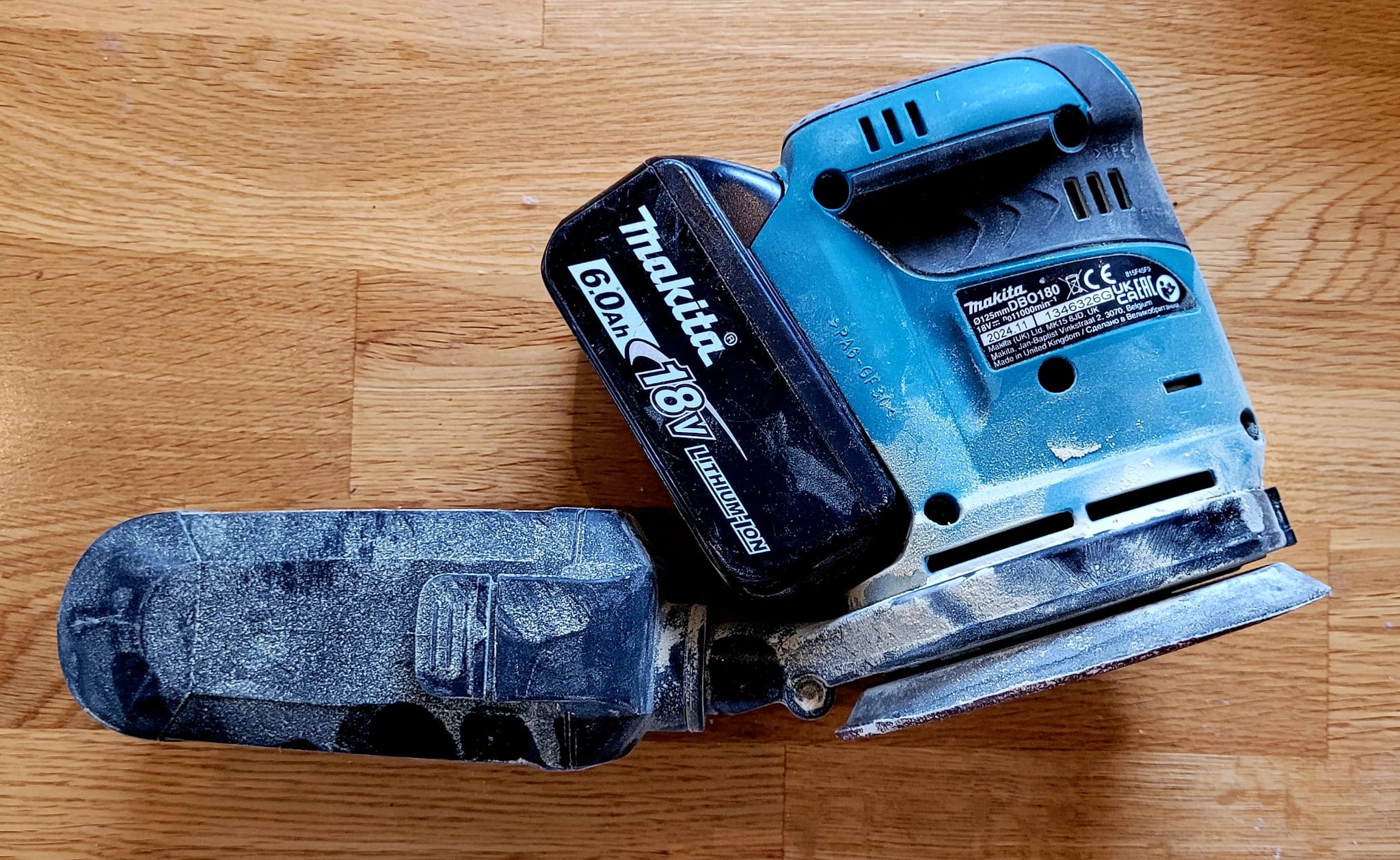 Smidig batteridriven excenterslip – makita dbo180