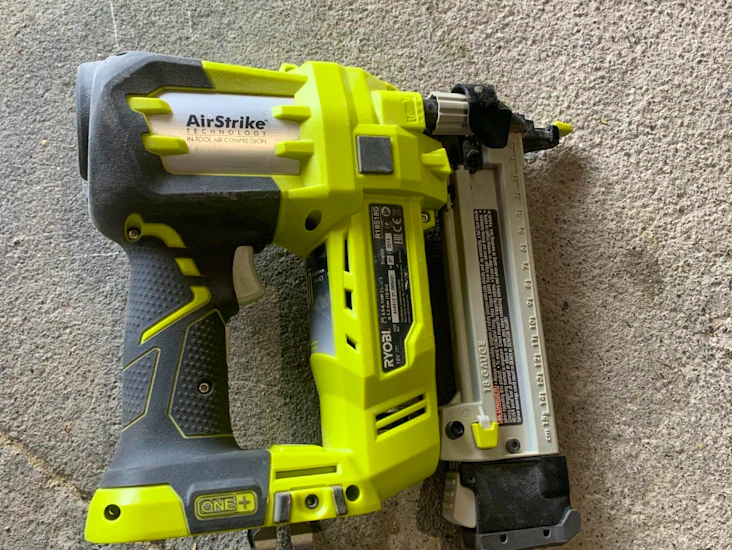 Krampepistol på batteri