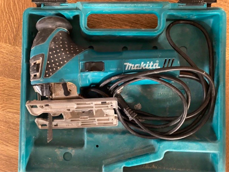Makita sticksåg