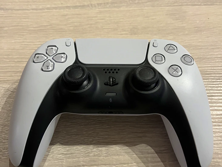 Playstation 5 kontroll + lader