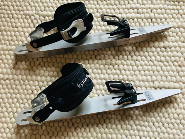 Skyllermarks retkiluistimet & muut - sauvat..