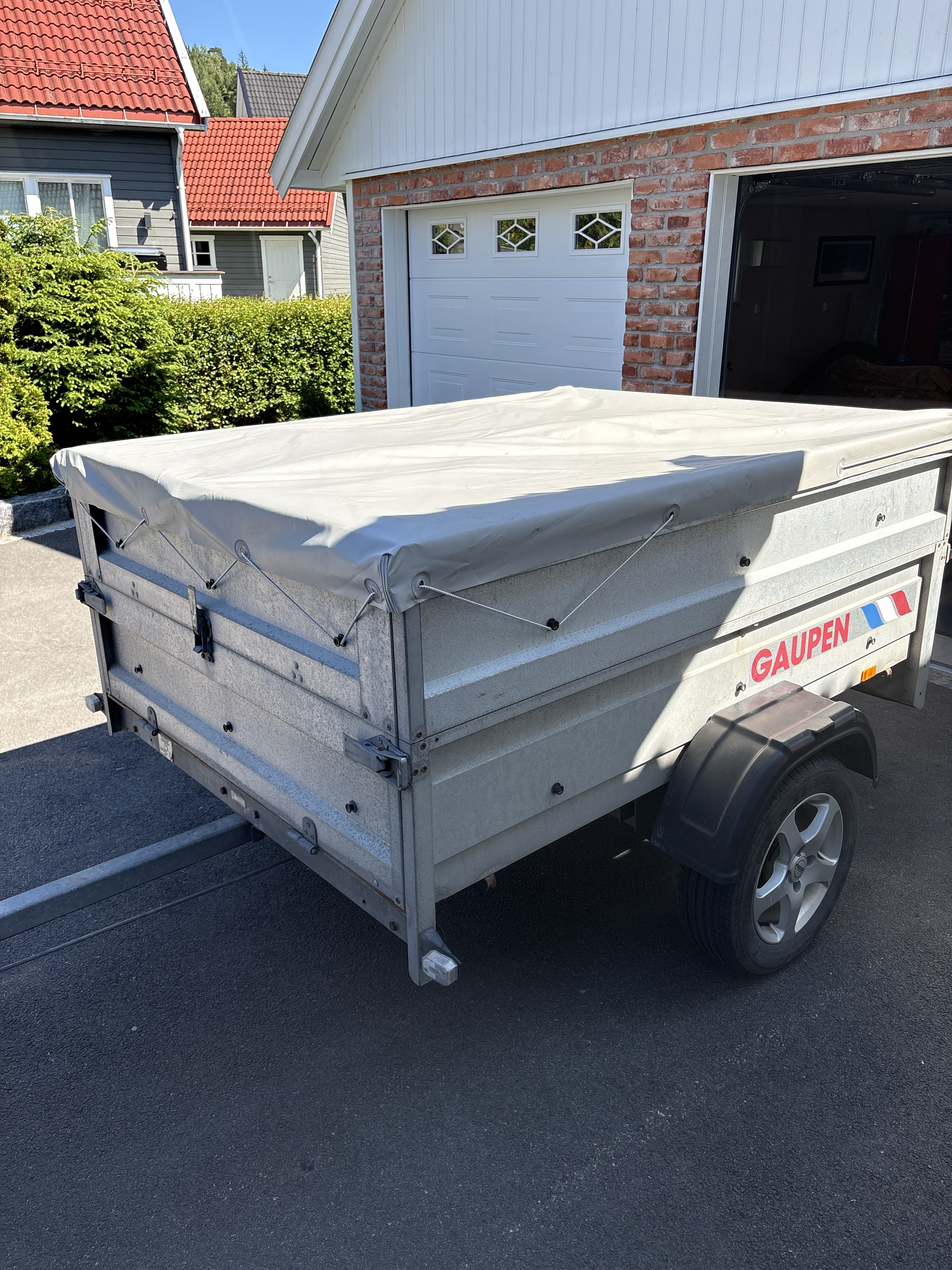 Gaupen tilhenger 750 kg med presenning