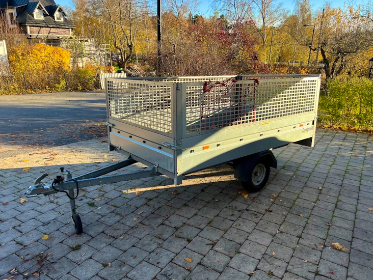 Släpvagn med gallergrind / easyline es250s