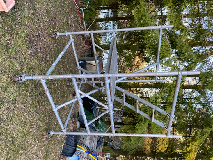 Alumiiniset telineet