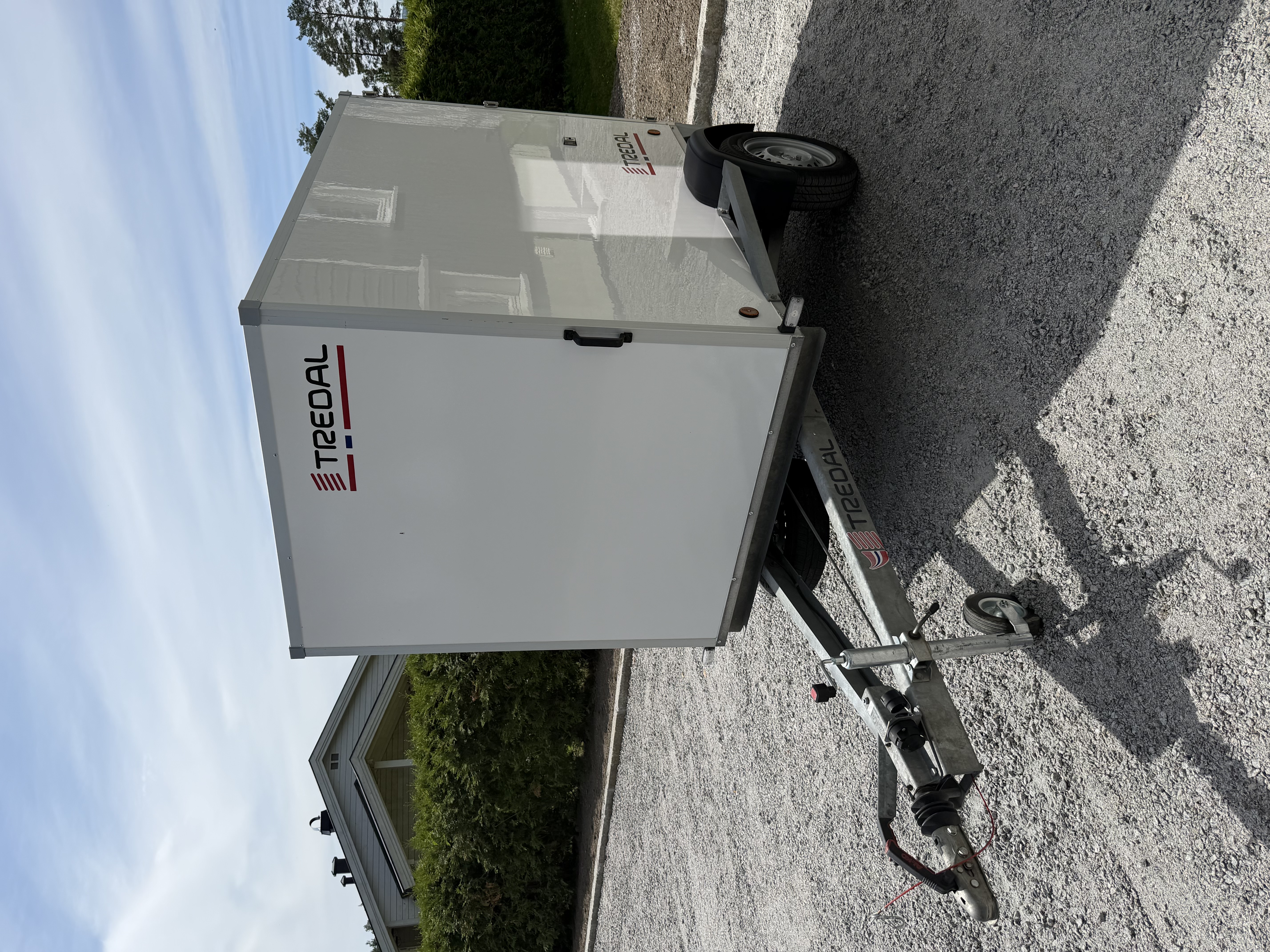 Tredal t-75-ucs skaphenger klasse b