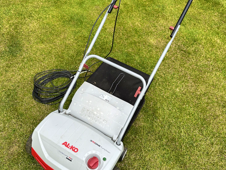 Powerful electric scarifier 1.3kw al-ko