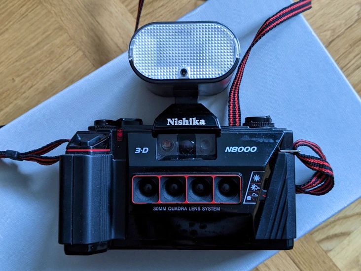 Nishika n8000