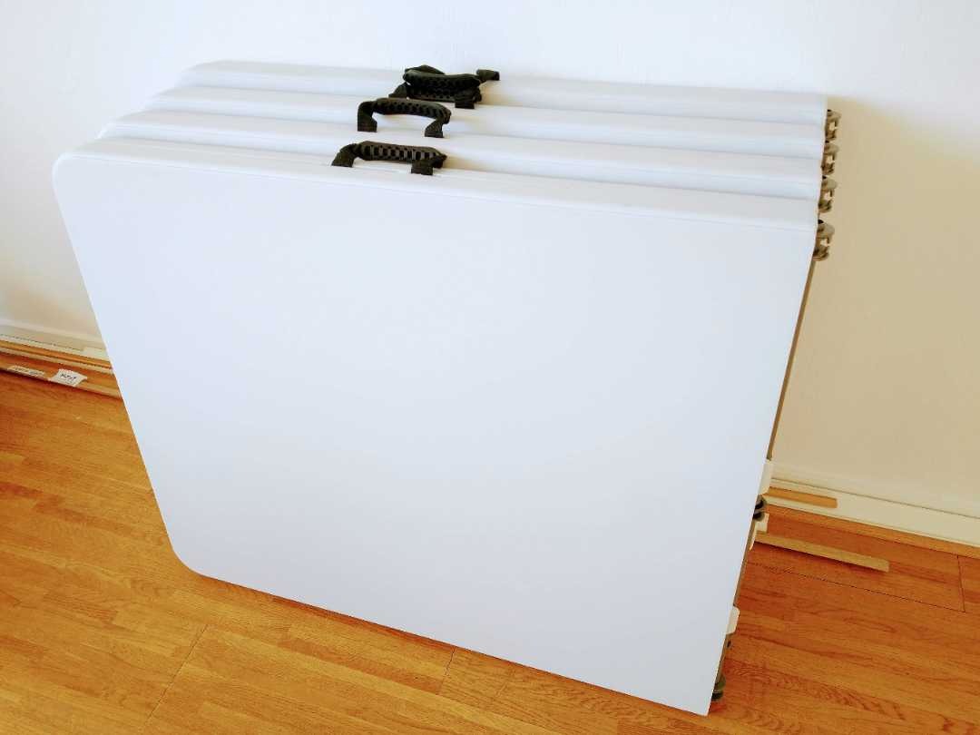 Bord & stolar  (12 platser)