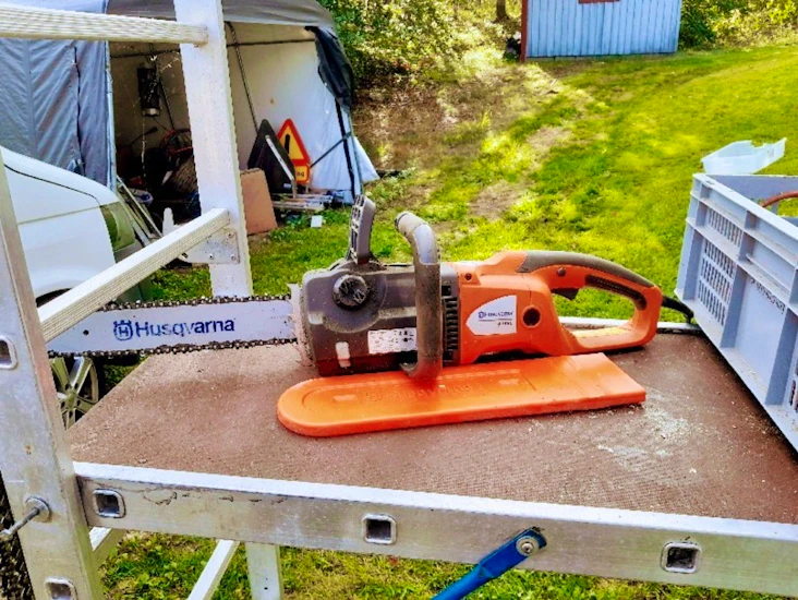 Husqvarna eldriven motorsåg