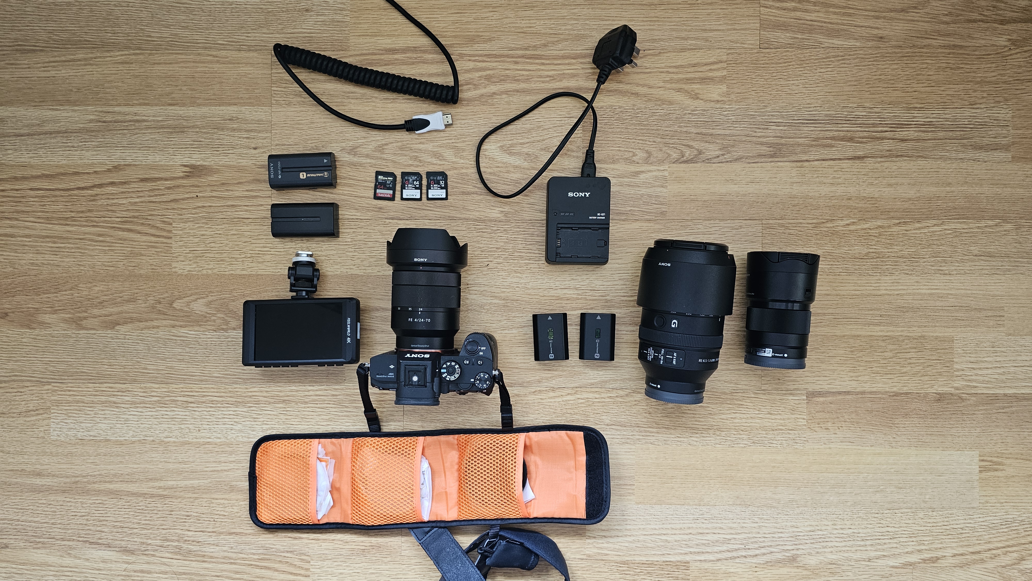 Sony a7r iii full-frame mirrorless kit + 3 lenses + monitor
