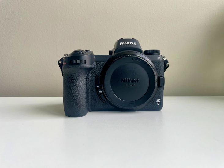 Nikon z6 mirrorless camera body