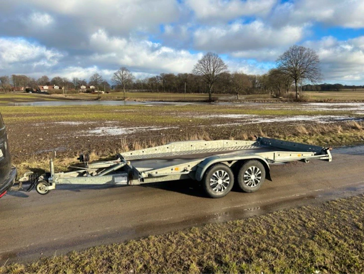 Maskin / biltransportsläp totalvikt 2500kg
