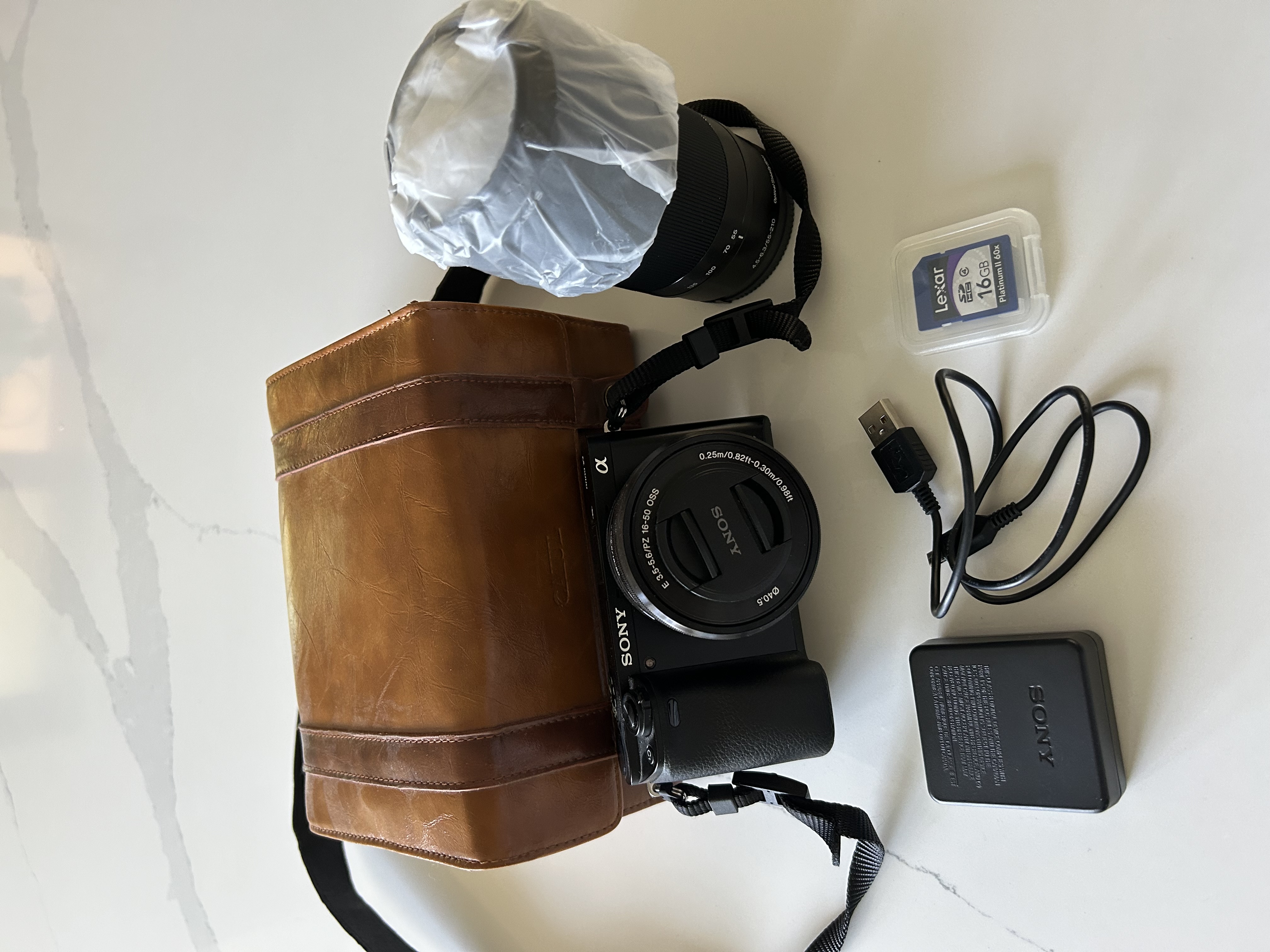 Sony a6000 mirrorless dual-lens kit | travel & street photography ready