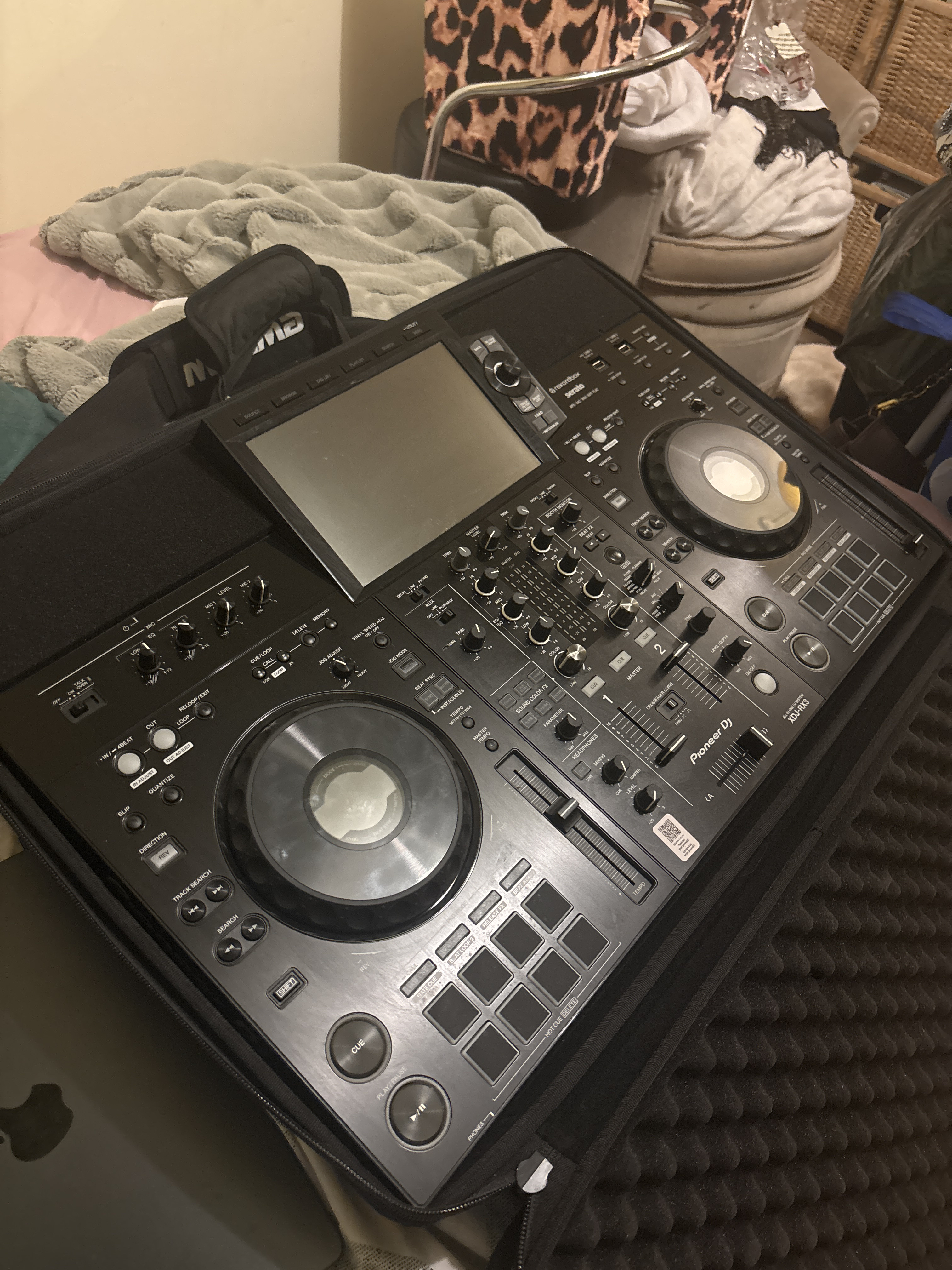Pioneer dj xdj-rx3 + case 