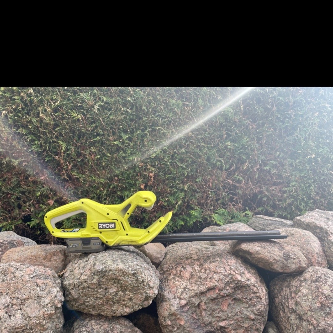 Batteridriven häcksax 40cm