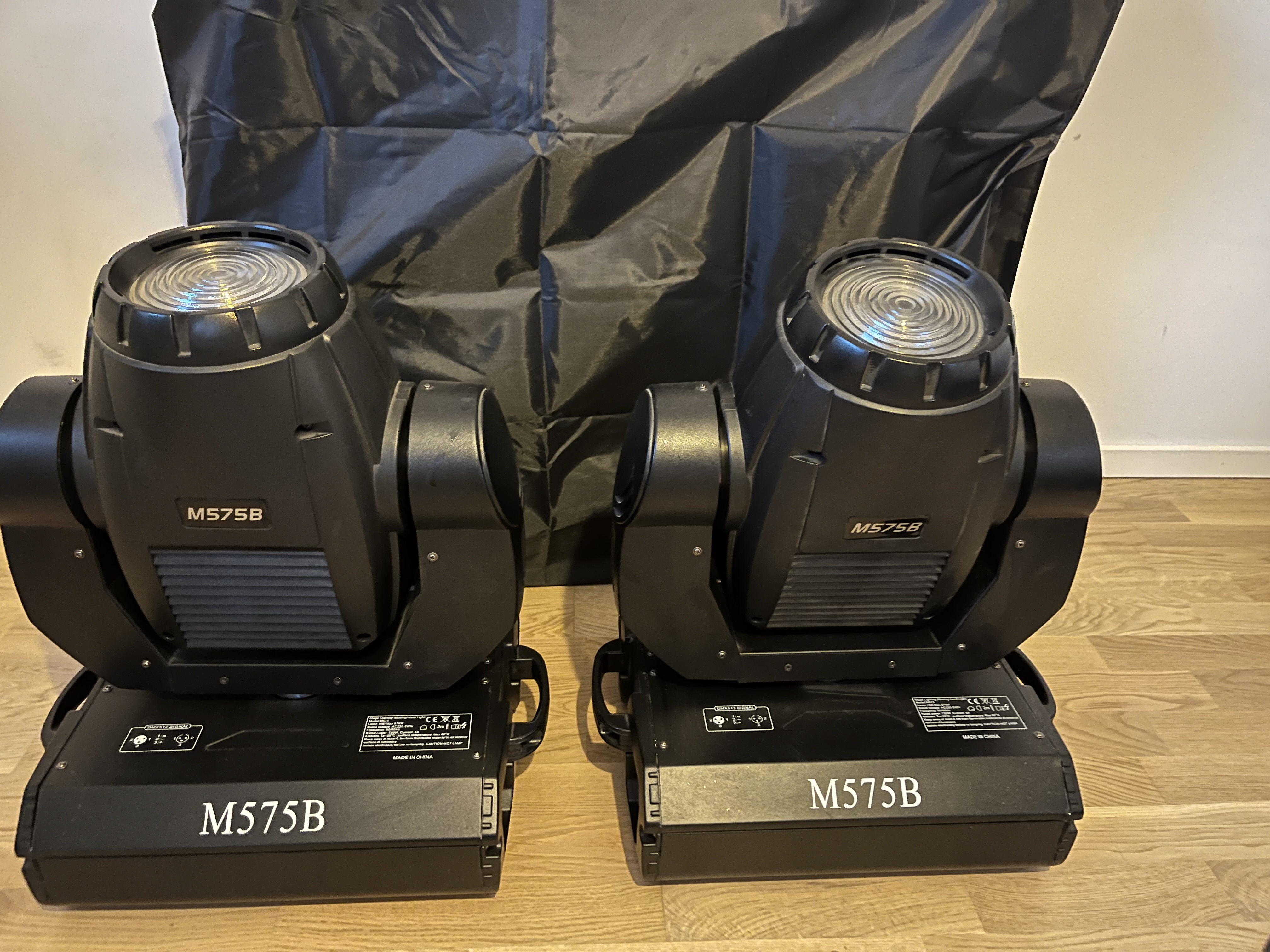 Festpaket ljus 2st moving head 