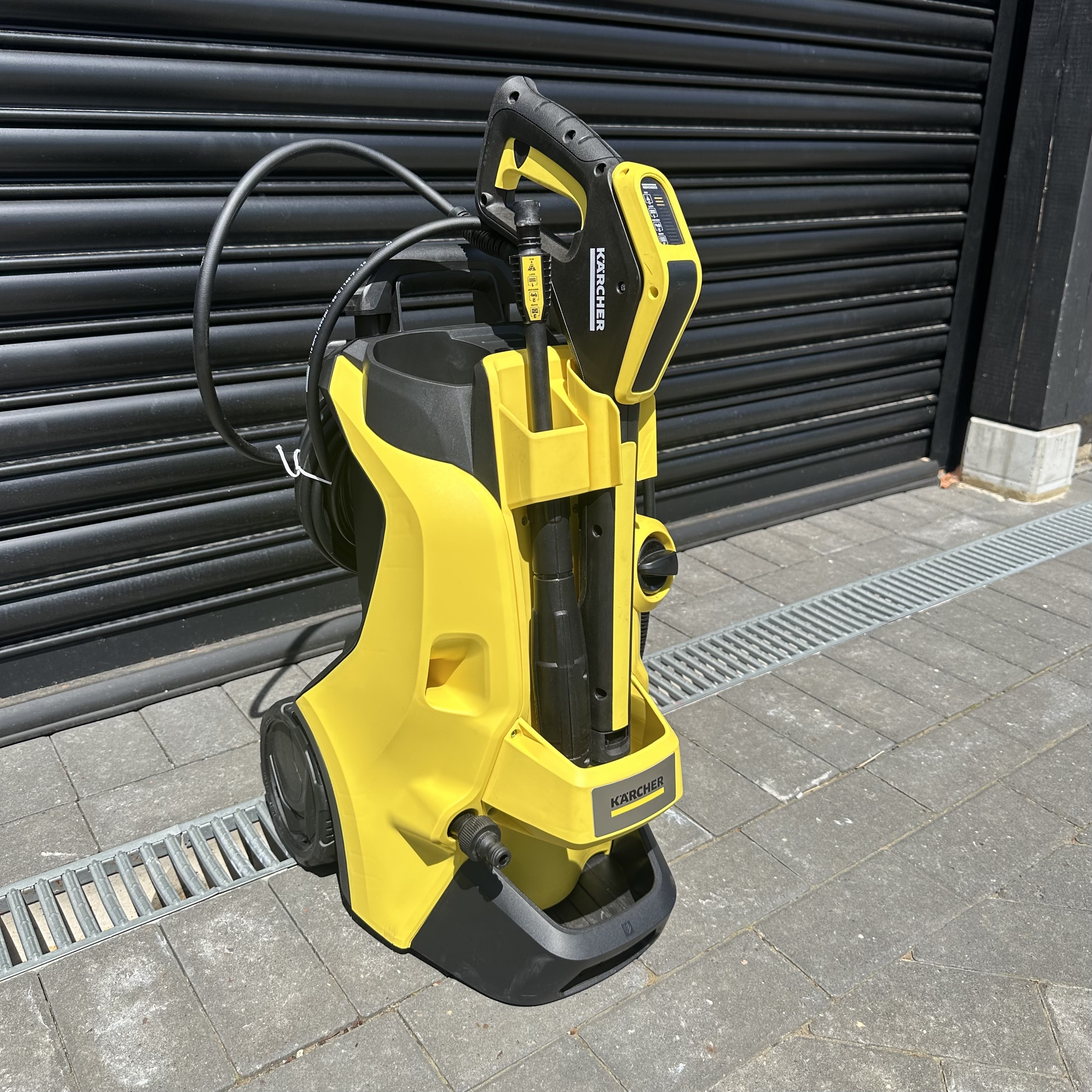 Karcher k4 pressure washer 
