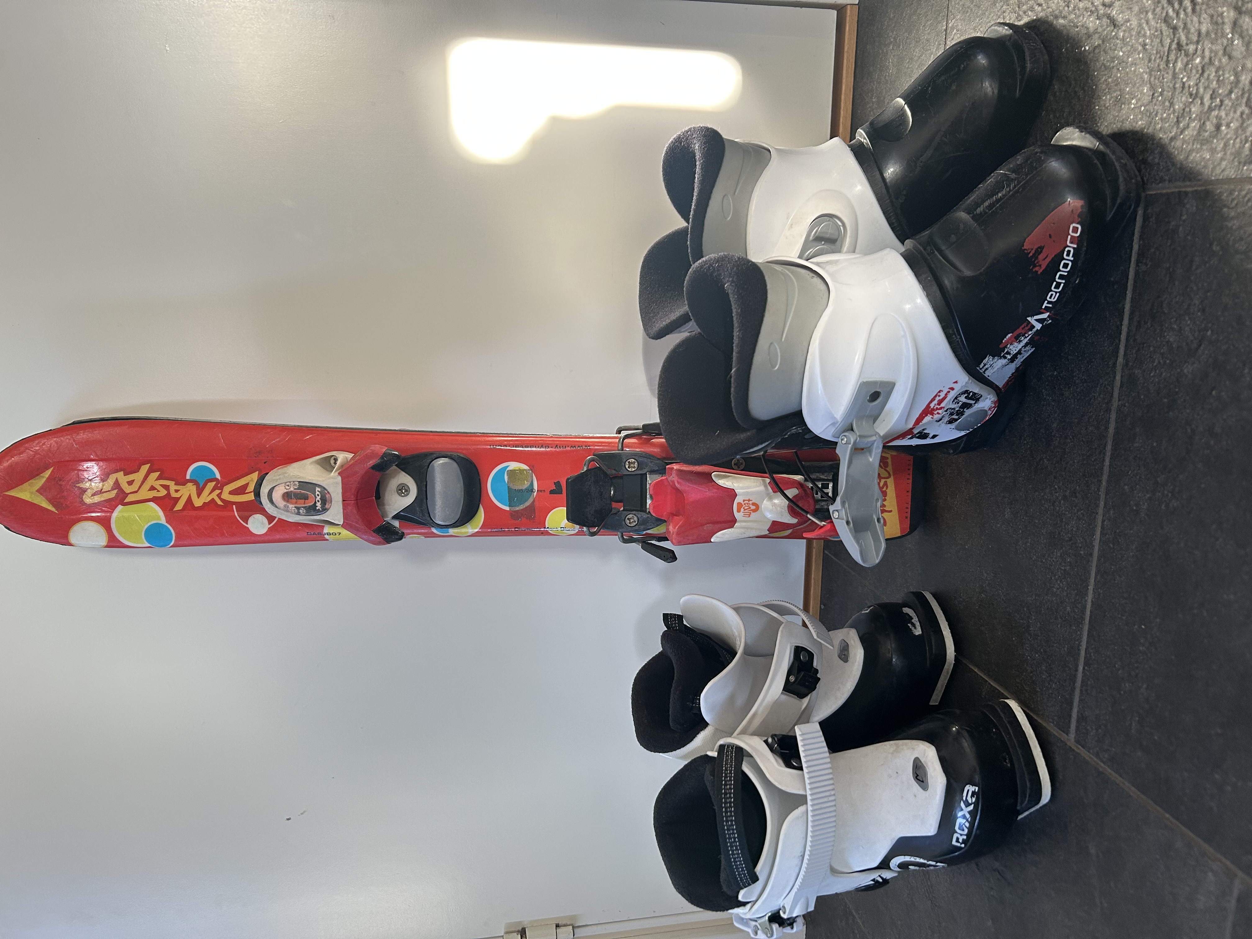 Barnskidor och pjäxor