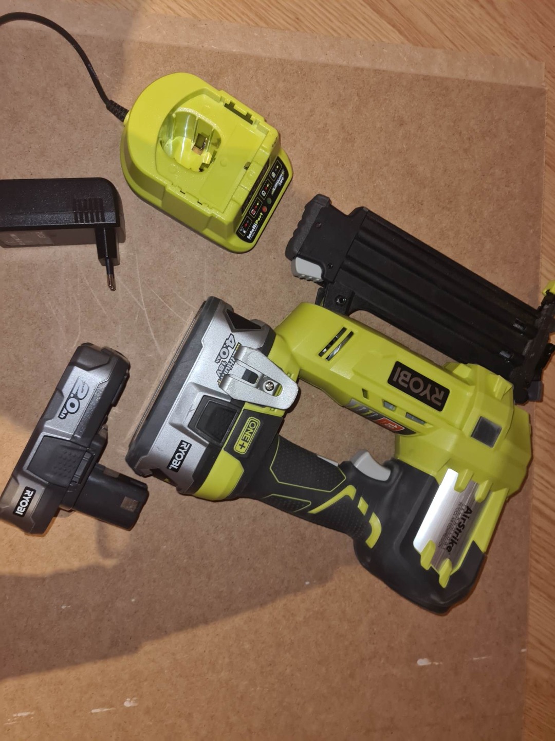 Ryobi dykkertpistol