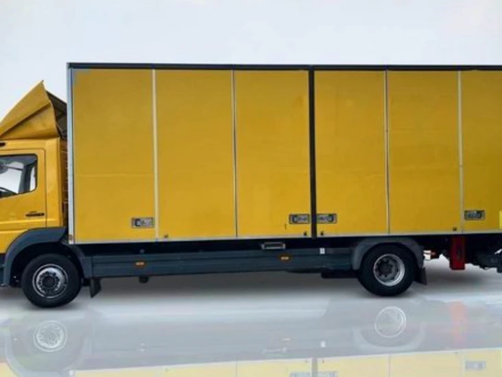 C korts- lastbil 18 pallars automat euro 6