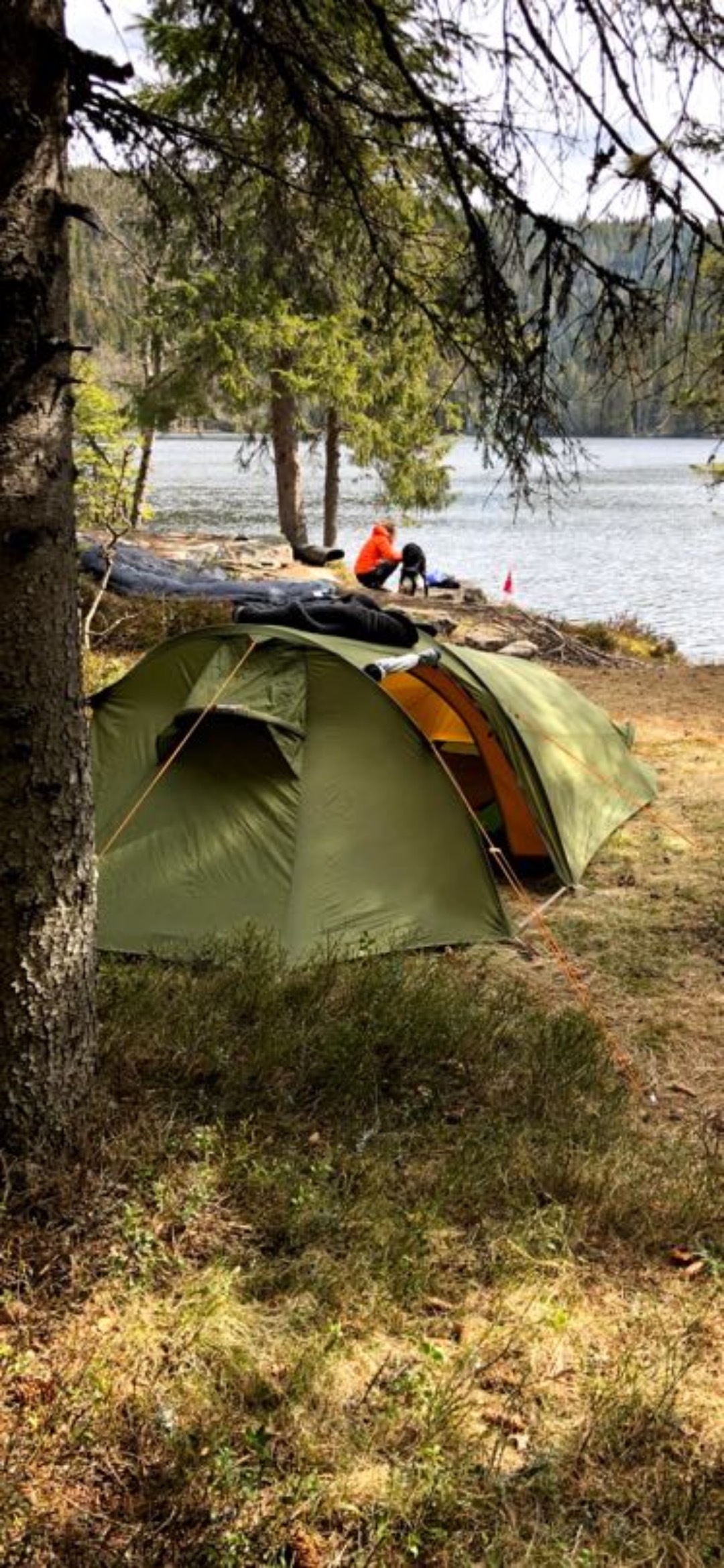 Helsport tunneltelt 2-3 personer