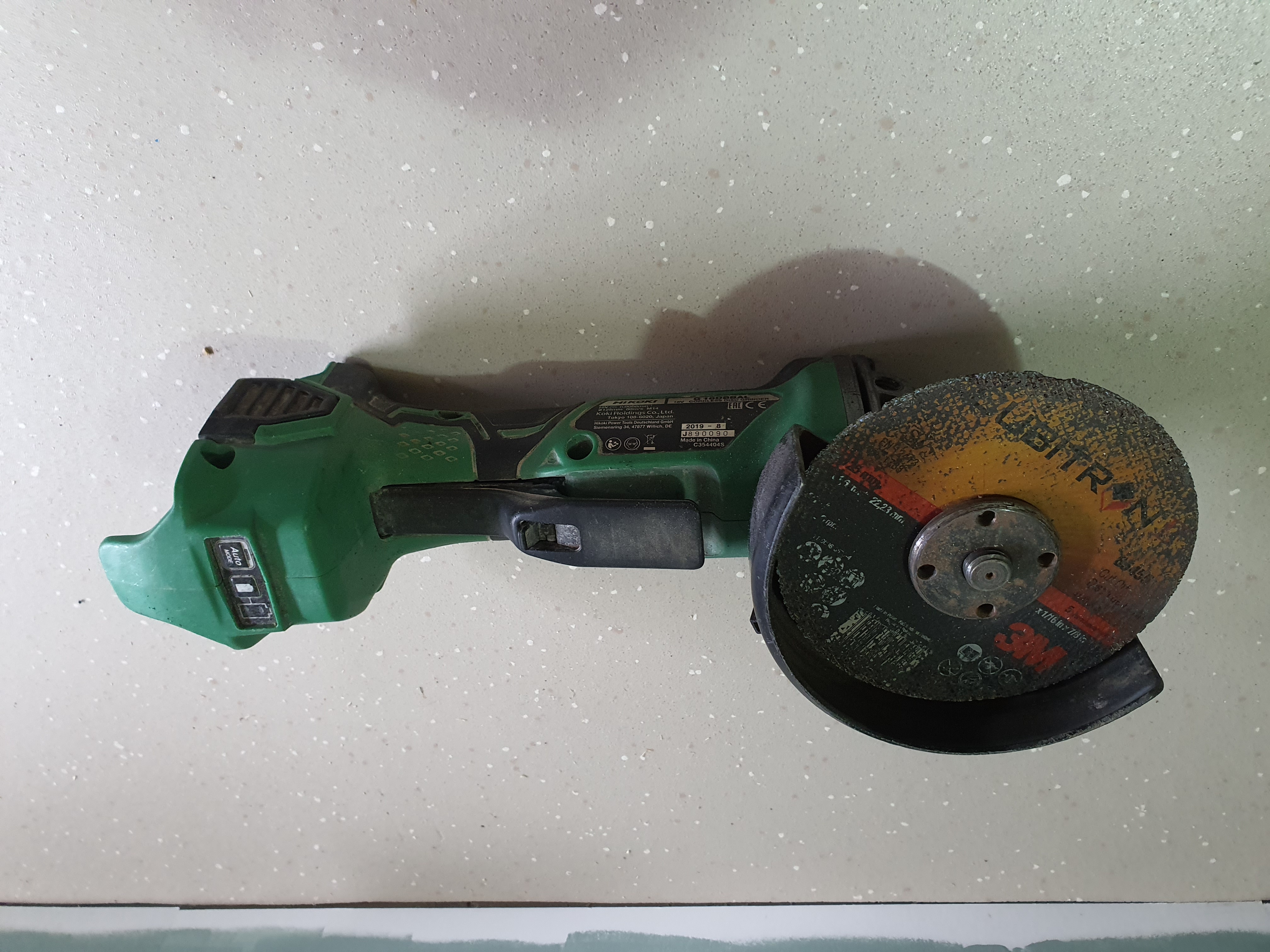 ⚙️ hikoki g18dbbal – 18v børsteløs vinkelslipar (batteri leies utenom)