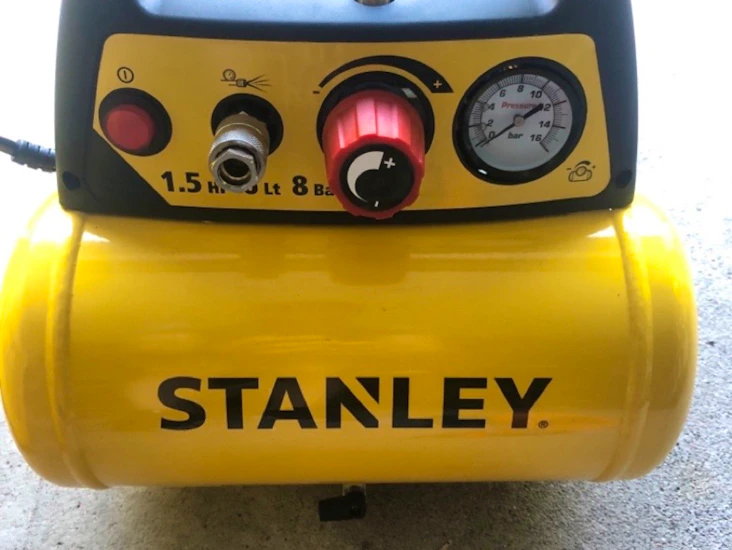 Stanley 8 bar kompressor