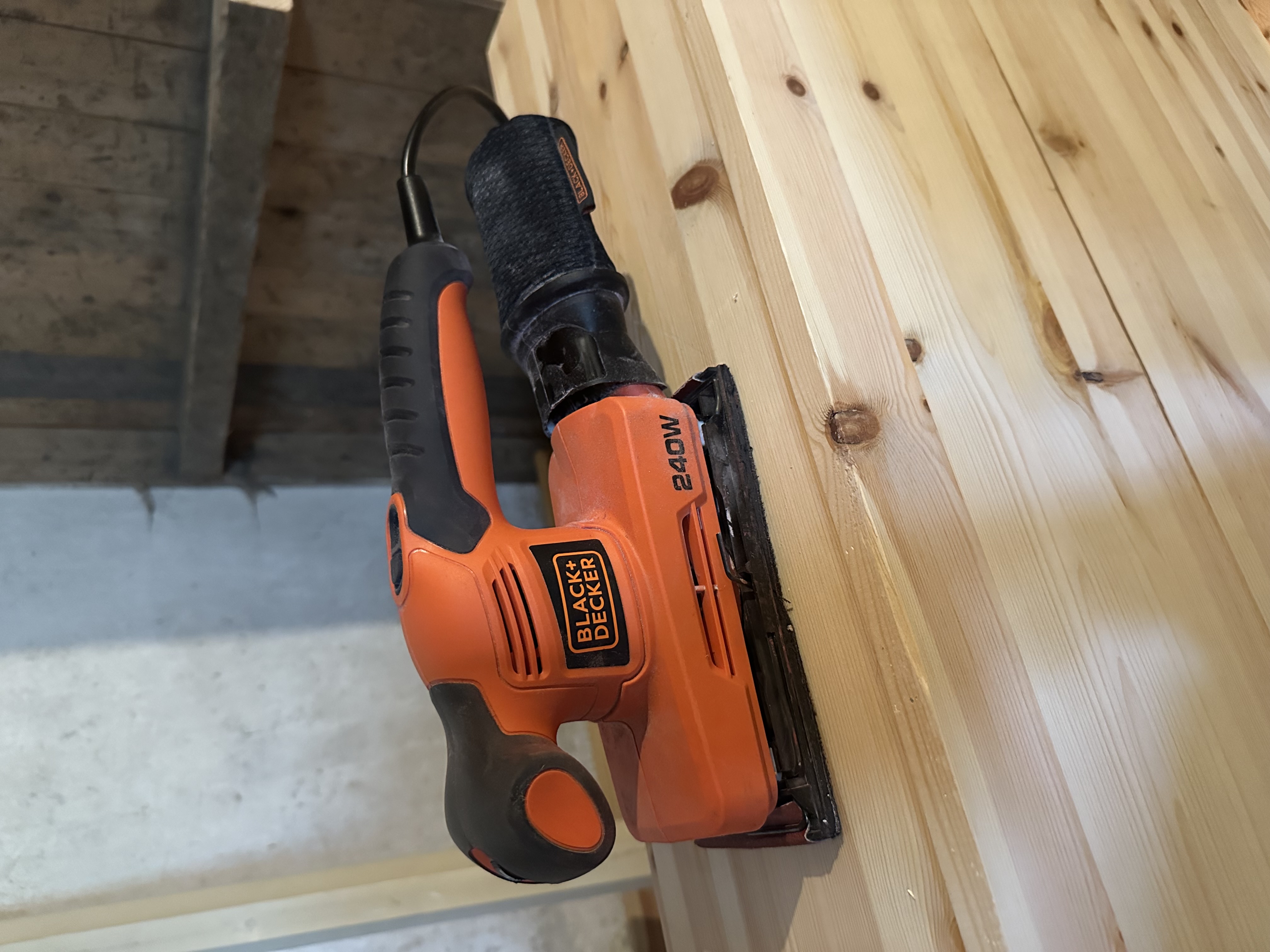 Black & decker plansliper 240w