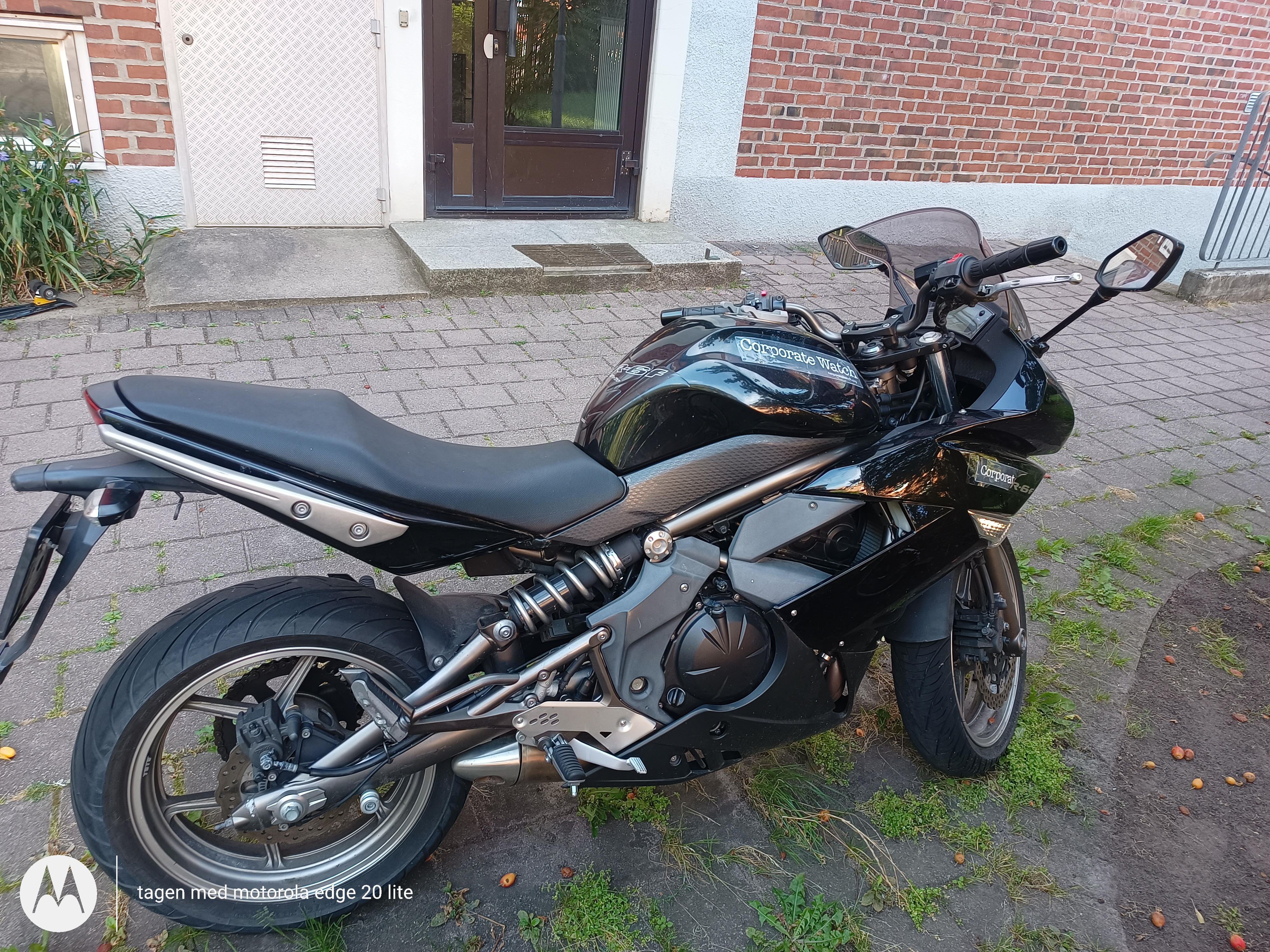 Kawasaki er6f 