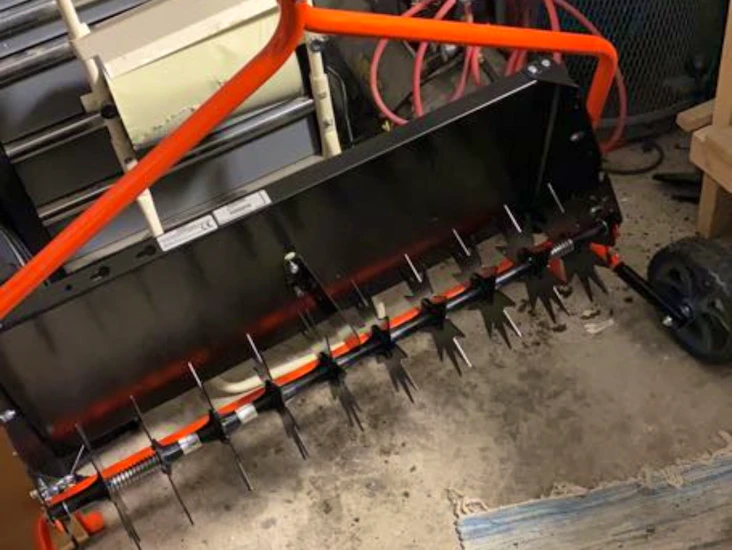 Husqvarna gräsmatteluftare, piphålsluftare