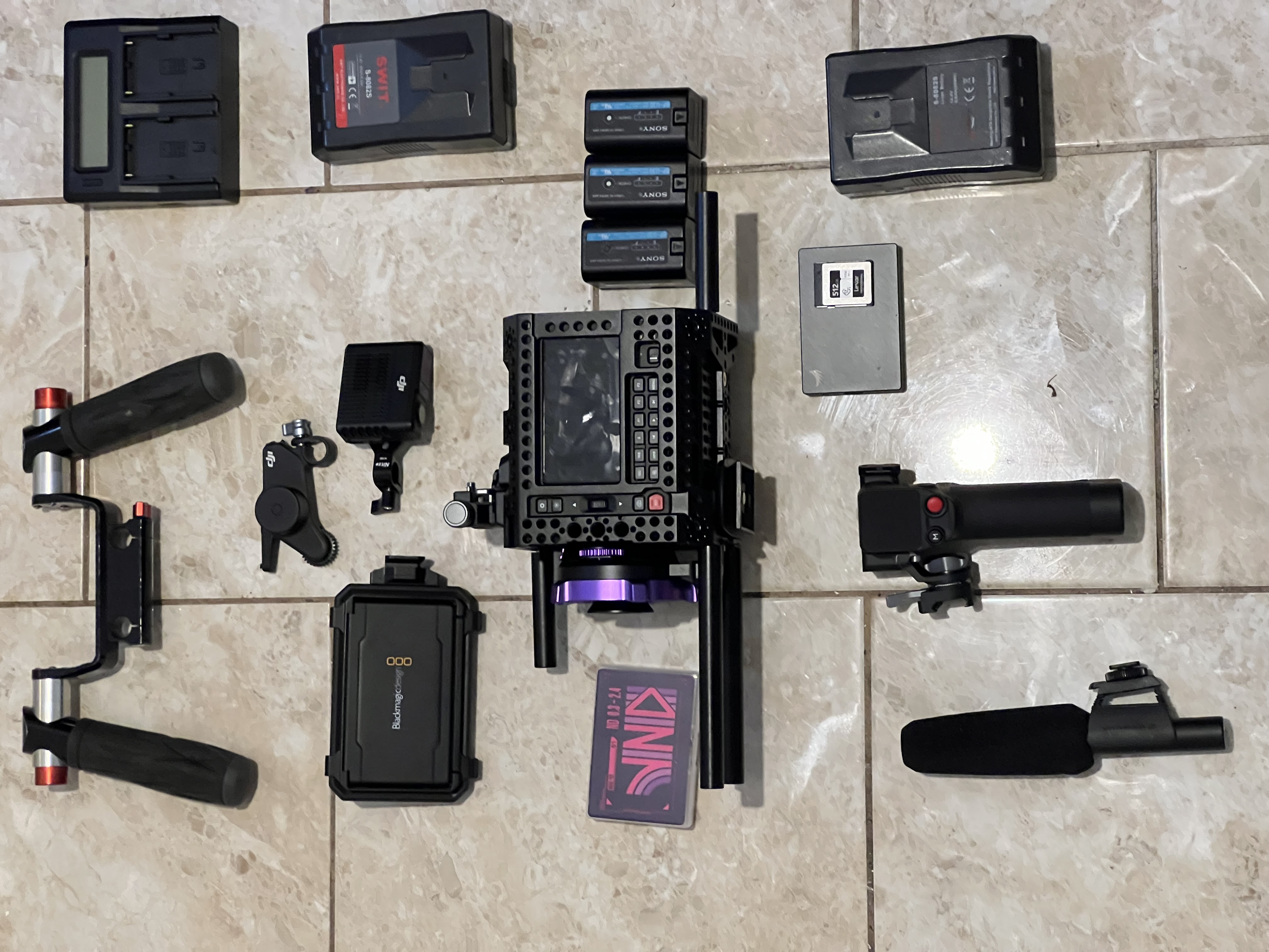 Blackmagic pyxis 6k + dji focus pro  + monitor 