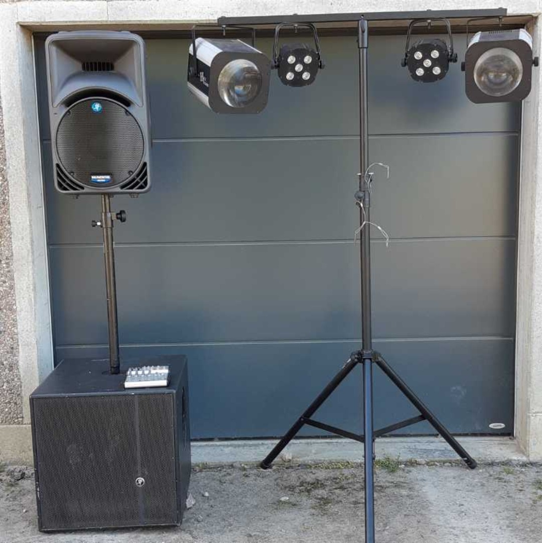 Ljudanläggning med ljuspaket