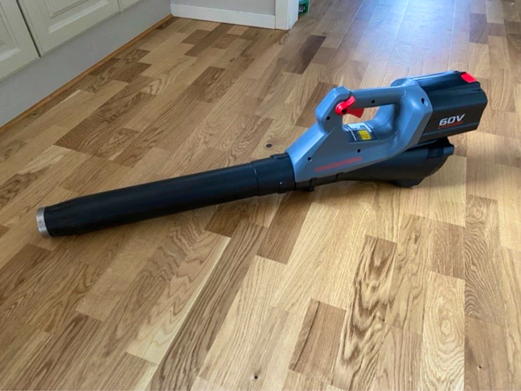 Ny batteri driven lövblås 60v